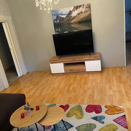 Ferienwohnung Susan-Nur 10 Fahrminuten Von Playmobil ツィルンドルフ エクステリア 写真